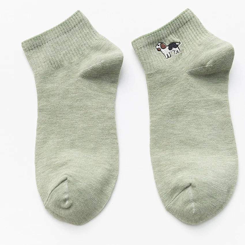 10 Pairs Women’s Cute Embroidered Animal Socks – Cotton Crew Sock Pack Dog Cat Penguin