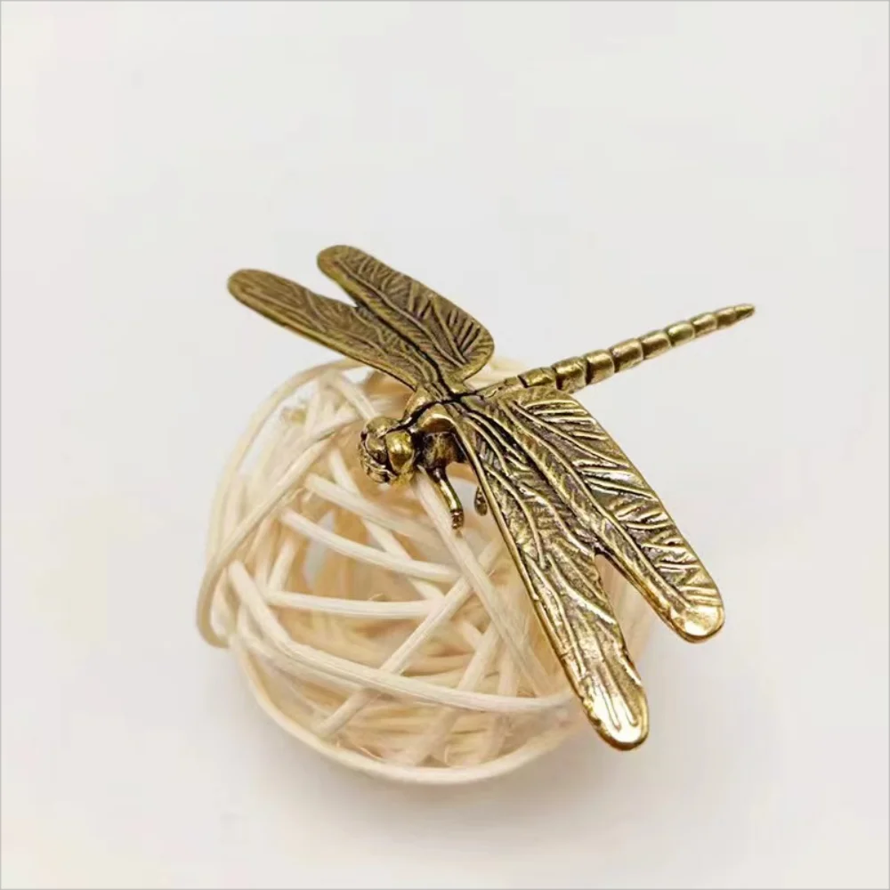 Vintage Brass Dragonfly Figurine – Antique-Style Desk & Home Decor Collectible