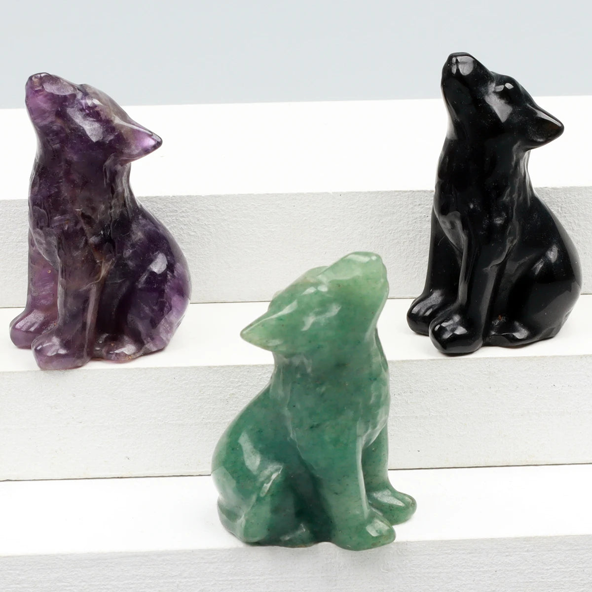 Crystal Howling Wolf Figurines – Hand-Carved Natural Stone Animal Wolves Figures for Chakra Energy Healing & Home Décor