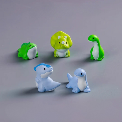 Mini Dinosaur Figurine Set – 10pcs Cute Cartoon Dino Desk Decor & Mini Landscape Toys