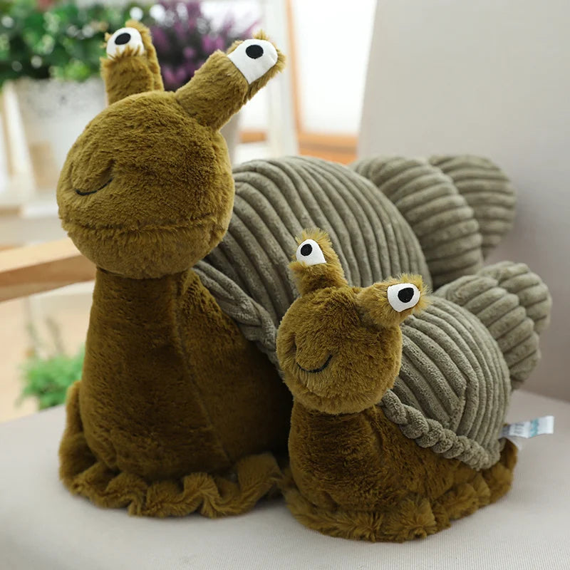 Cute Large Snail Plush Soft Toy – 28cm or 40cm Cartoon Insect Stuffed Toy
