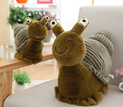 Cute Large Snail Plush Soft Toy – 28cm or 40cm Cartoon Insect Stuffed Toy