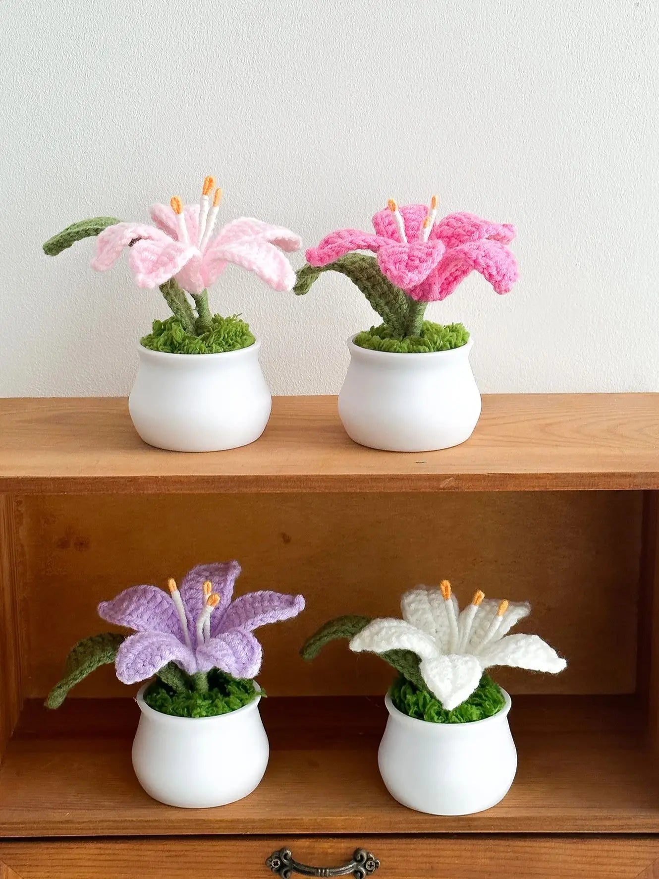 Knitted Crochet Lily Flower Potted Woven Flowers Pot Gift