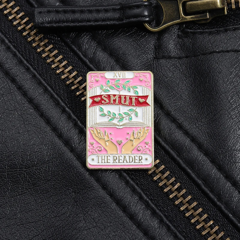 SMUT THE READER Tarot Card Brooch Enamel Pin Badge Book Lover Lapel Backpack Gift
