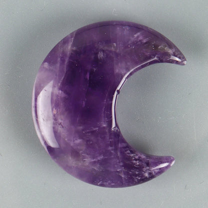 Crystal Mini Crescent Moon Ornament  – Hand-Carved Natural Stones for Chakra Energy Healing & Home Décor