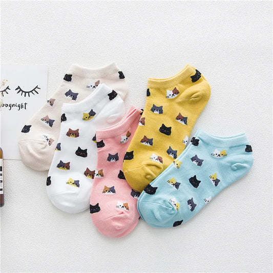 5 Pairs Women’s Cat Print Socks – Cute & Comfy Ankle Socks for Everyday Wear