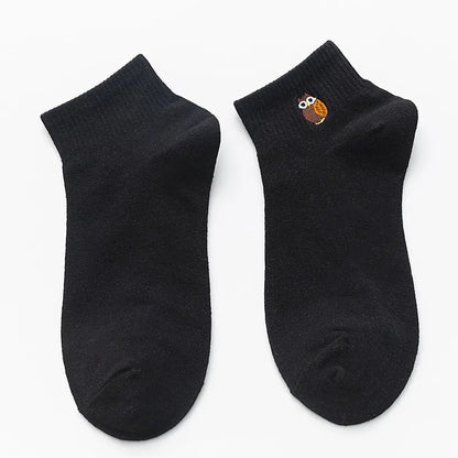 10 Pairs Women’s Cute Embroidered  Animal Socks – Cotton Crew Sock Pack Dog Cat Penguin