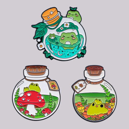 Frog In Glass Bottle Cute Enamel Brooch Lapel Pin Badge Novelty Gift