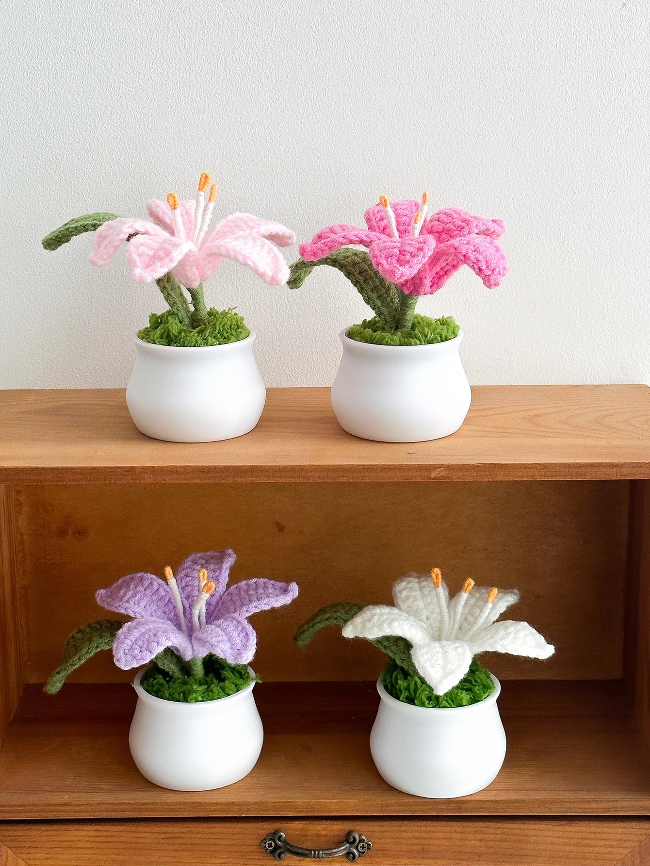 Knitted Crochet Lily Flower Potted Woven Flowers Pot Gift