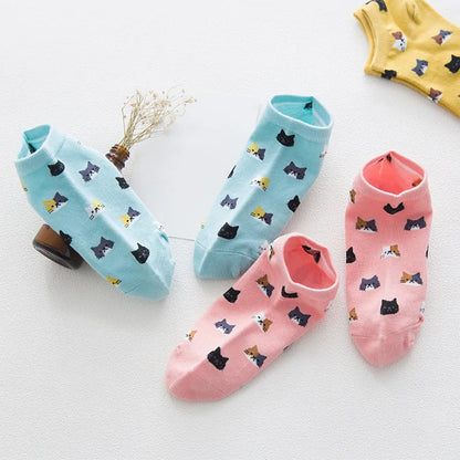 5 Pairs Women’s Cat Print Socks – Cute & Comfy Ankle Socks for Everyday Wear