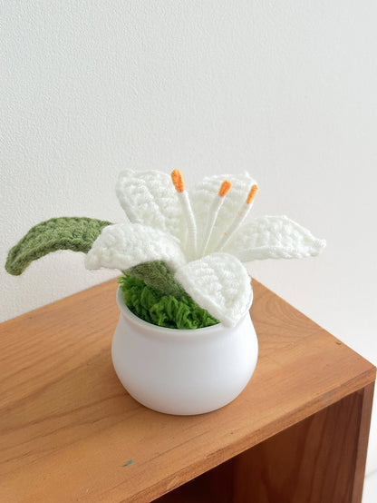 Knitted Crochet Lily Flower Potted Woven Flowers Pot Gift