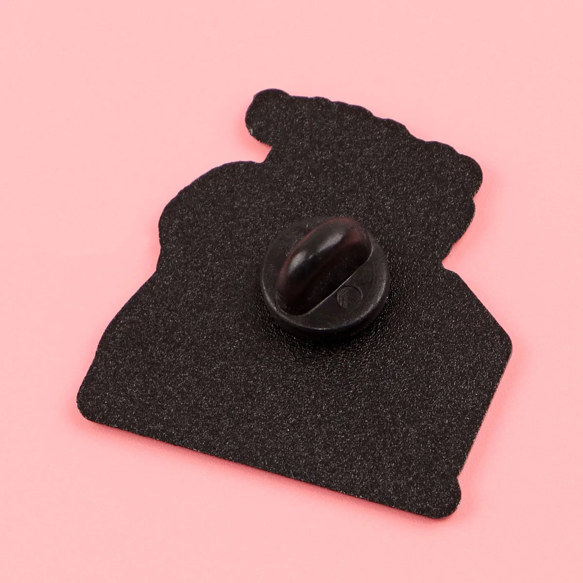 I Don’t Know What I’m Doing Funny Silly Office Dog Enamel Brooch Lapel Pin Badge Novelty Gift